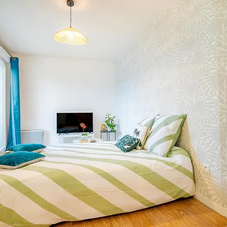 Tropical Nest - - Ligne H *